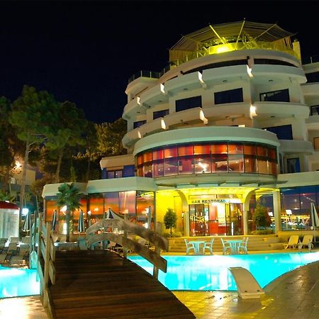Vela Hotel Restaurant Golem  Esterno foto